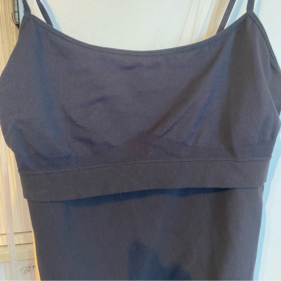 Bebe Black Built in Bra Spaghetti Strap Tank Top Size M/L NWT - Picture 10 of 14